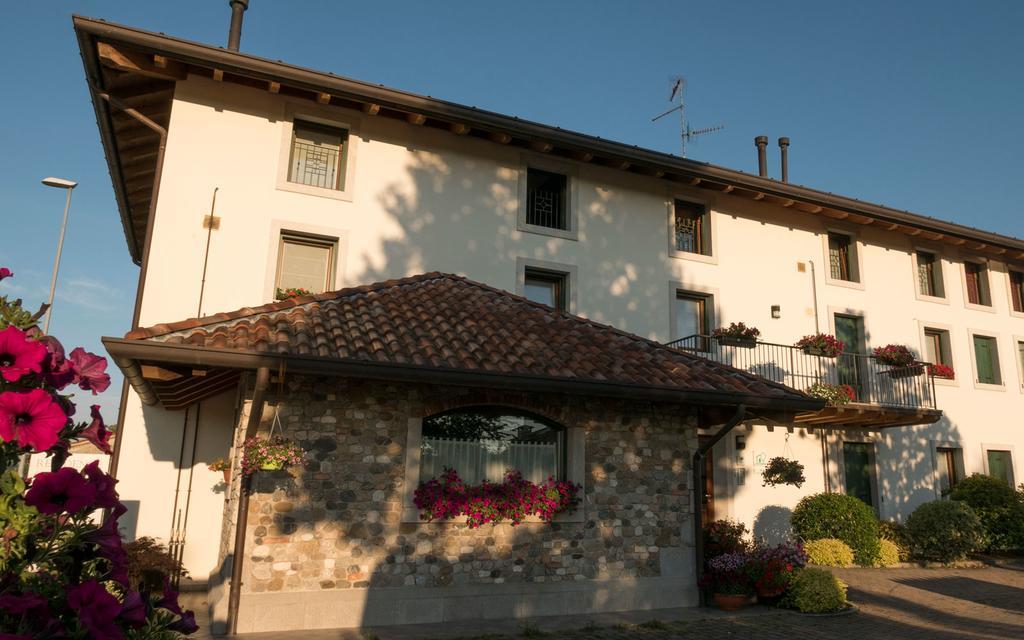 Agriturismo Residence Caporale Remanzacco Eksteriør billede